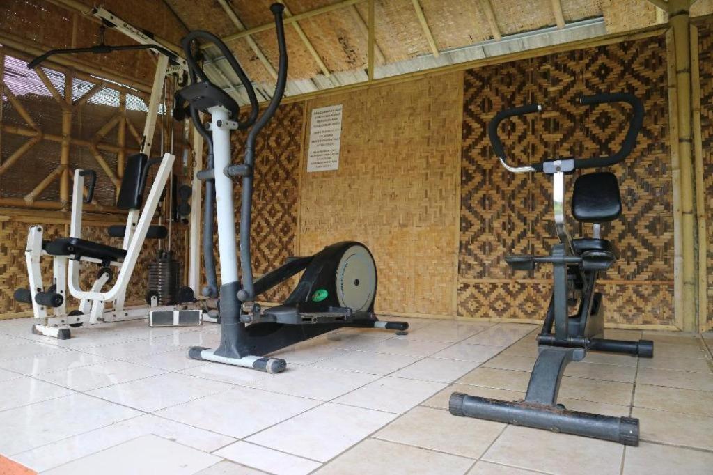 Villa Bukit Pinus Bogor Exterior foto